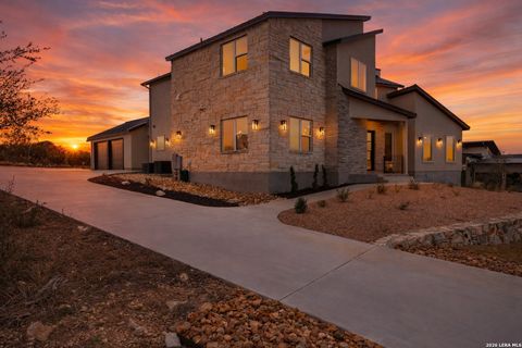 541 CANTERA RIDGE New Braunfels TX 78132