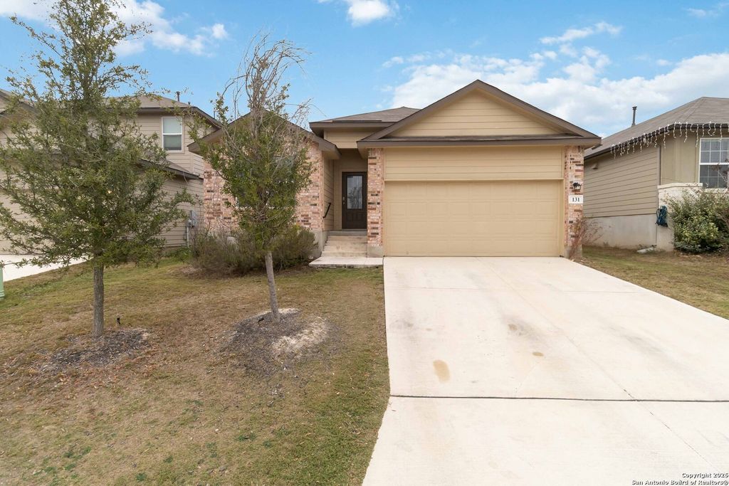 Photo of 131 Festive Coquette, San Antonio, TX 78253 (MLS # 1934049)
