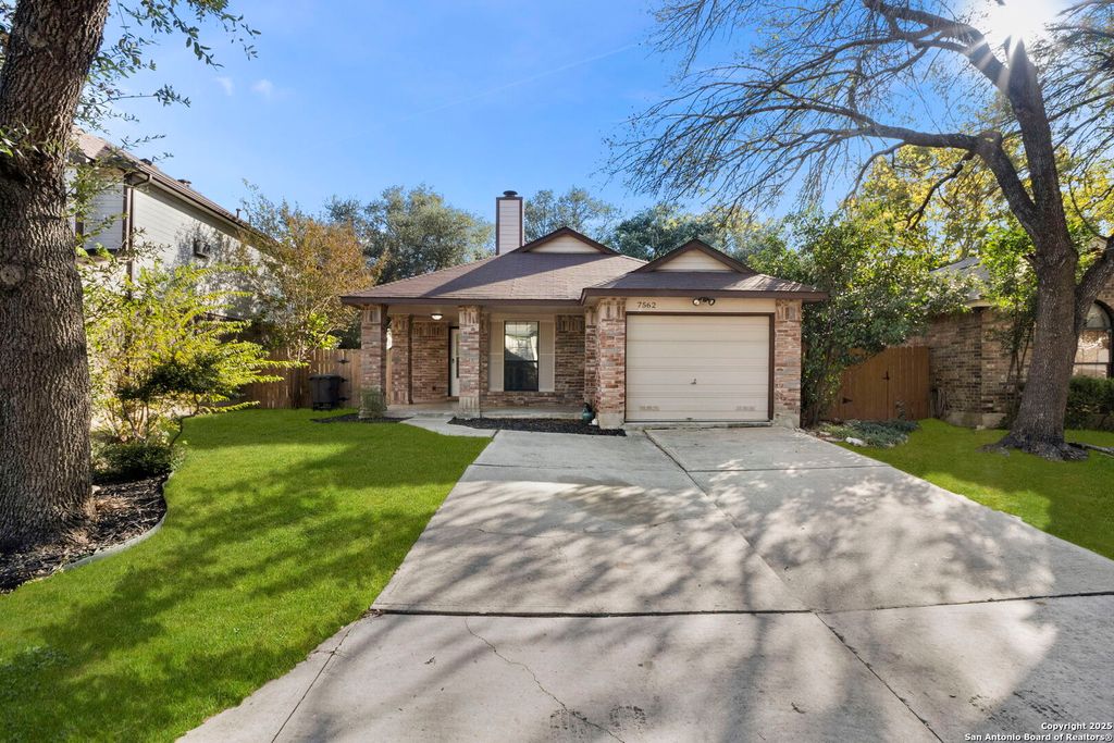 Photo of 7562 Beaver Tree, San Antonio, TX 78249 (MLS # 1928271)