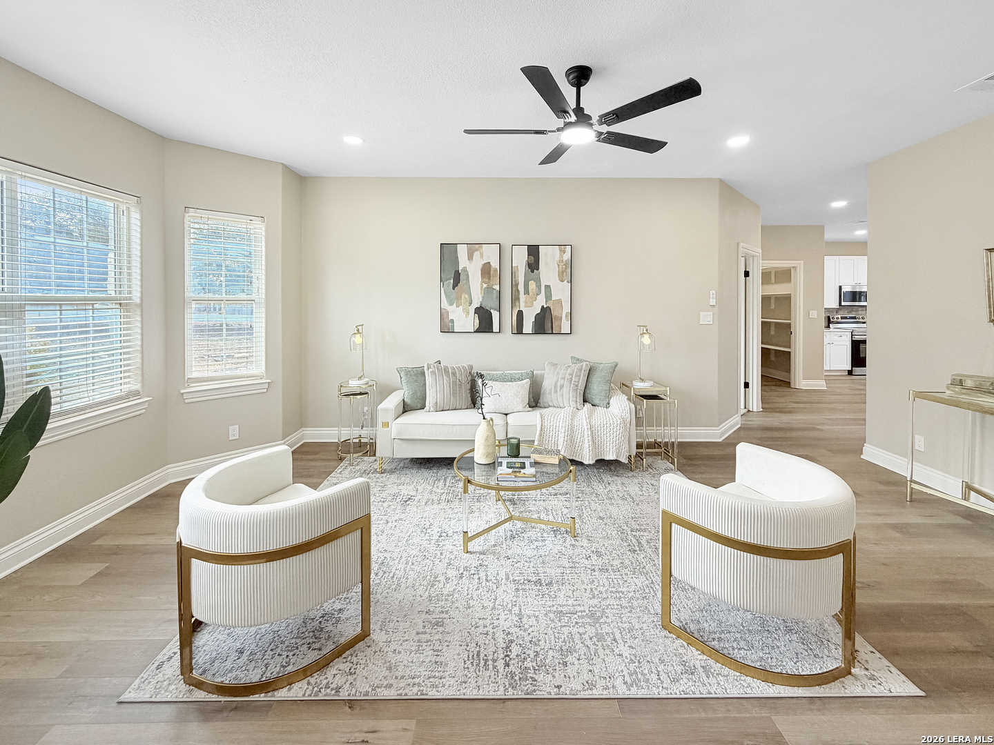 403 E VISTA RDG