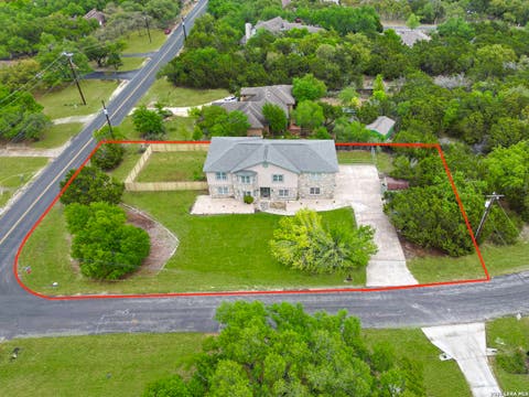 Photo of 403 E VISTA RDG, San Antonio, TX 78260 (MLS # 1971531)