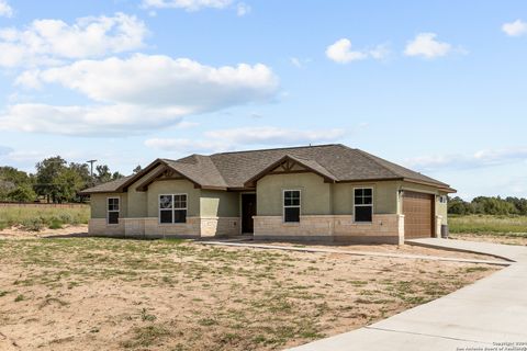 A home in Poteet