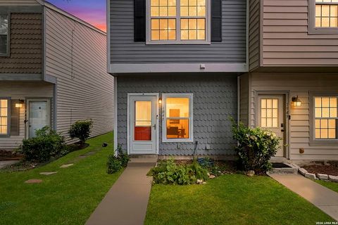 Property photo of 1947 Budding Blvd, San Antonio, TX 78247