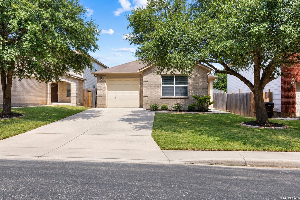Photo of 10015 Bermuda Palm, San Antonio, TX 78245 (MLS # 2014903)