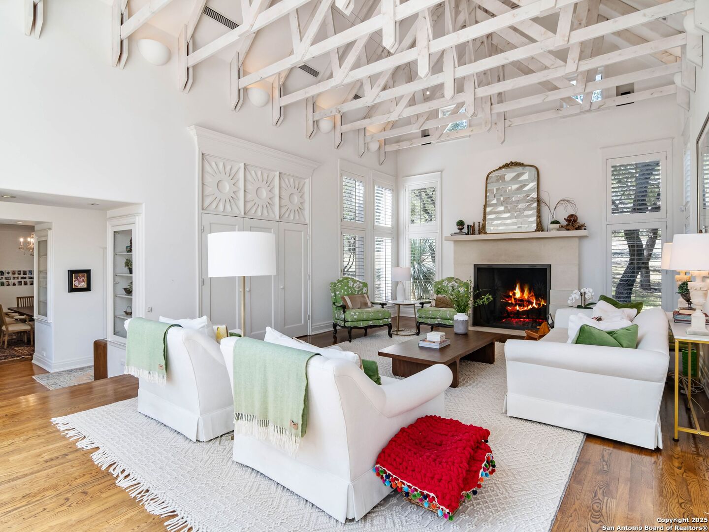 3564 MOUNTAIN LOOP