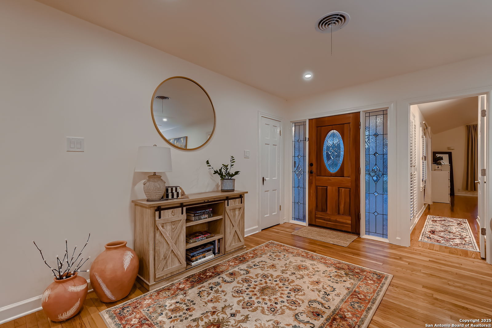 325 Canterbury Hill