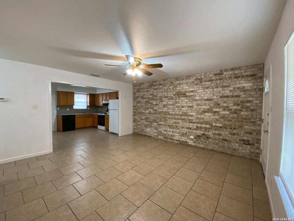 Photo of 1207 &amp; 1209 W GOODWIN ST, Pleasanton, TX 78064 (MLS # 1971795)