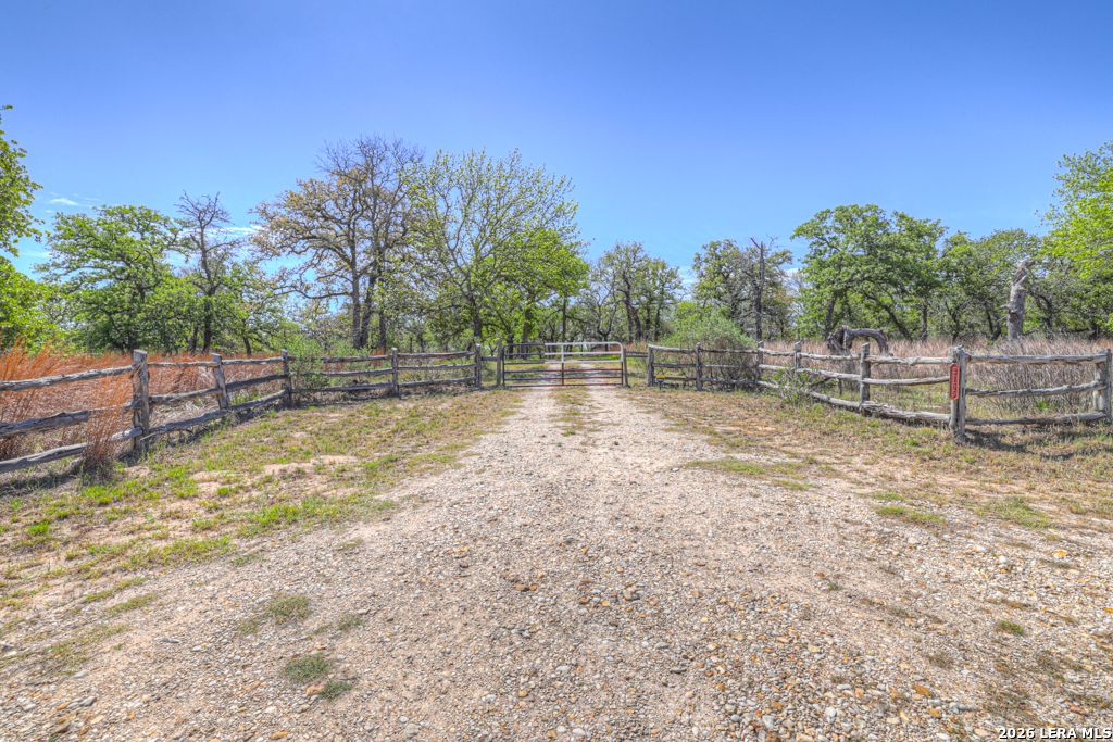 Photo of 3165 Vivroux Ranch Rd, Seguin, TX 78155 (MLS # 1958802)