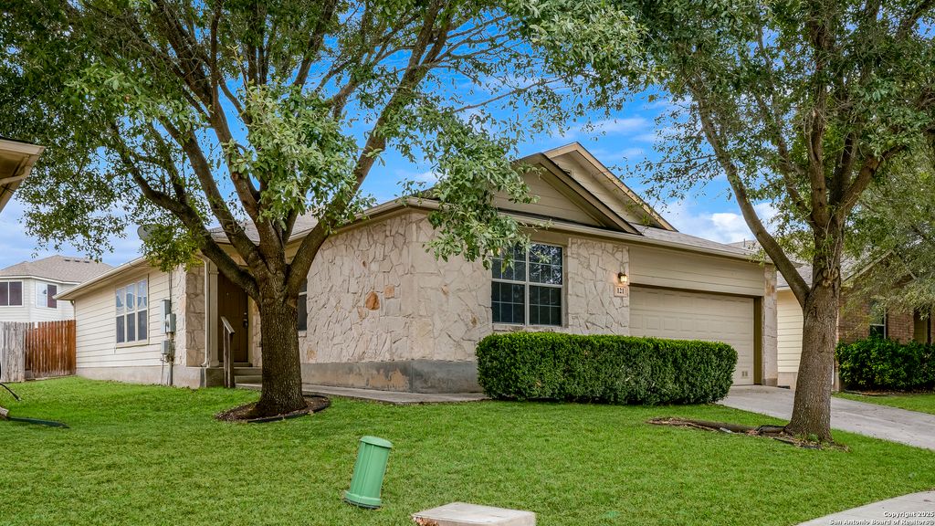 Photo of 121 ANVIL PL, Cibolo, TX 78108 (MLS # 1917335)