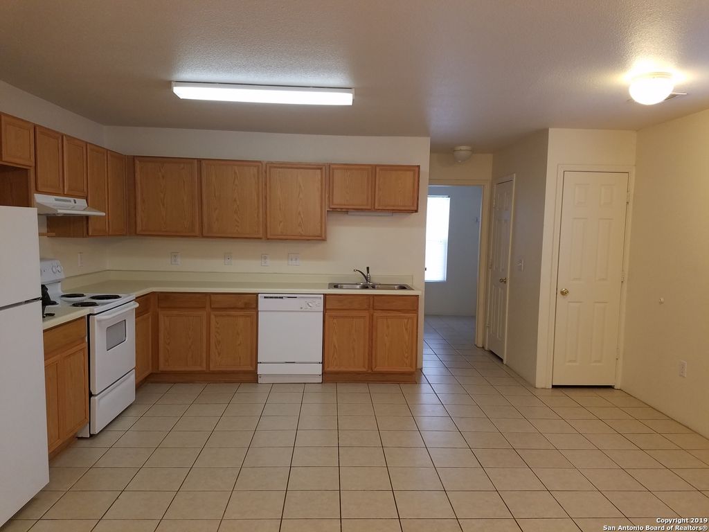 Photo of 8015 Maverick Climb, San Antonio, TX 78250 (MLS # 1898348)
