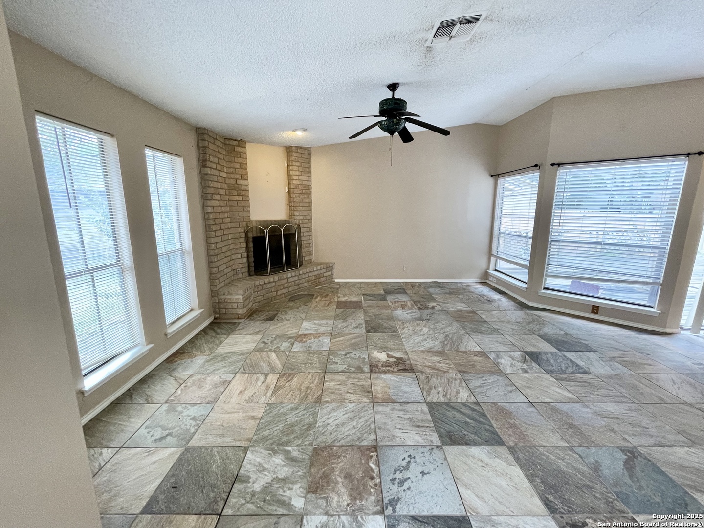 13219 Larkway