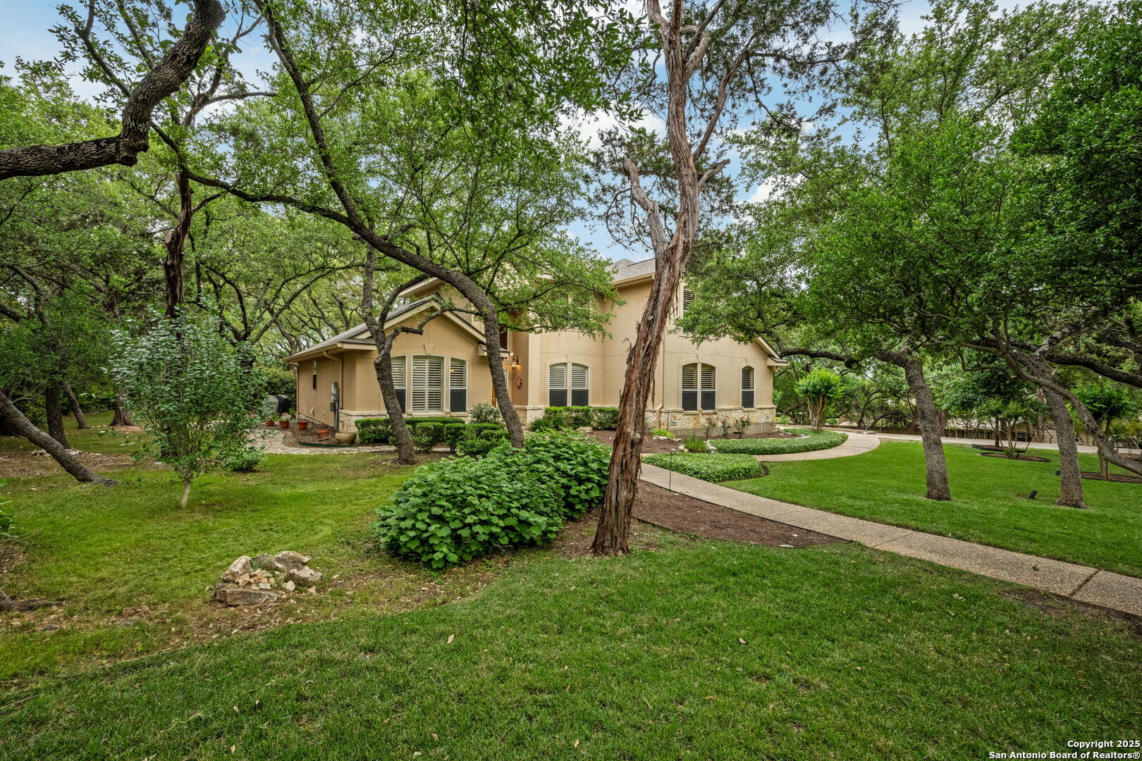 13740 Magnolia Way