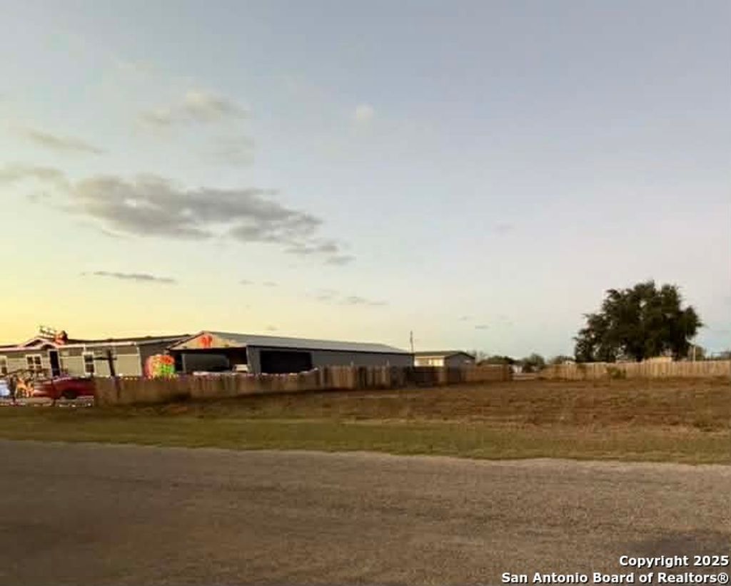 Photo of 17&amp;16 Merle, Dilley, TX 78017 (MLS # 1930350)