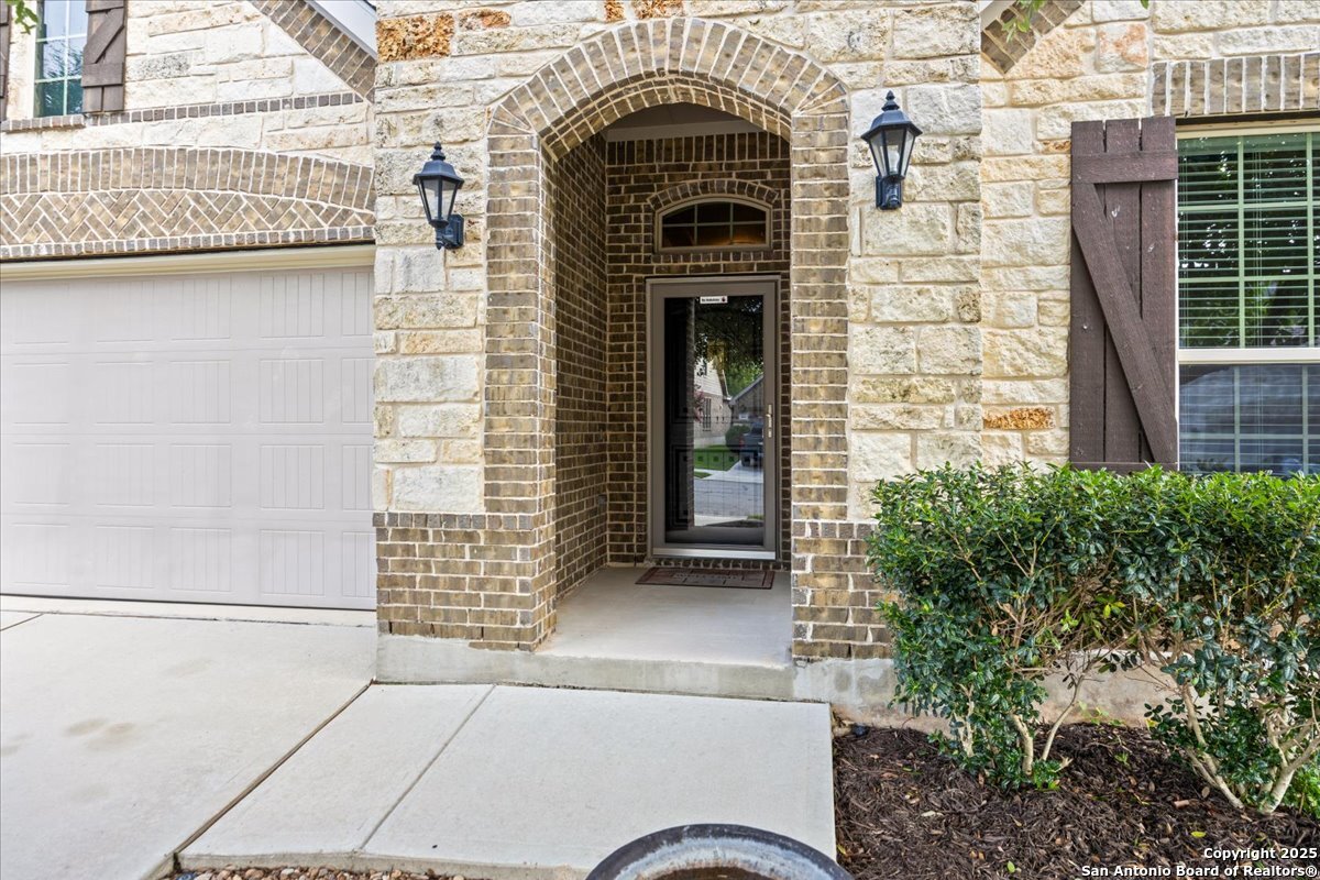 221 Norwood Ct