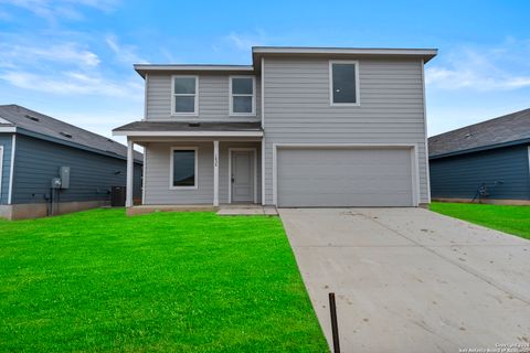 1834 Stonechat New Braunfels TX 78130