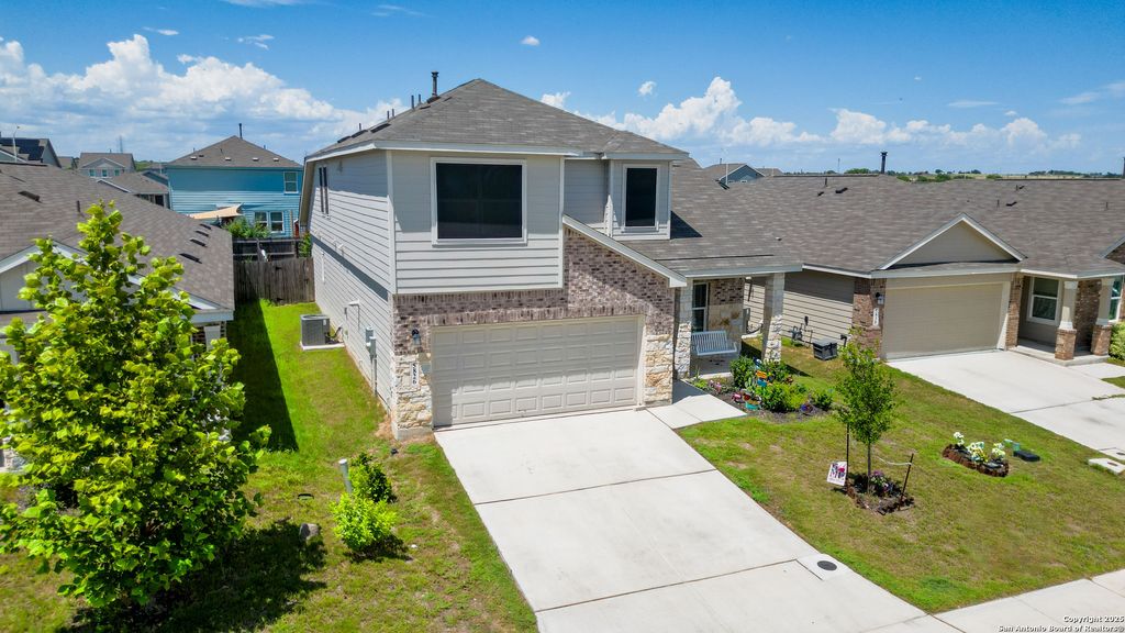 Photo of 5826 Geronimo, Seguin, TX 78155 (MLS # 1891338)