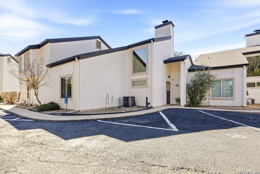 Photo of 1135 Parkview APT C18 #APT C18, Canyon Lake, TX 78133 (MLS # 1946158)