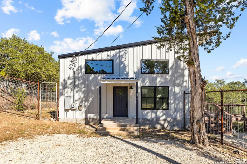 Photo of 1226 Whispering Hills, Canyon Lake, TX 78133 (MLS # 1922073)