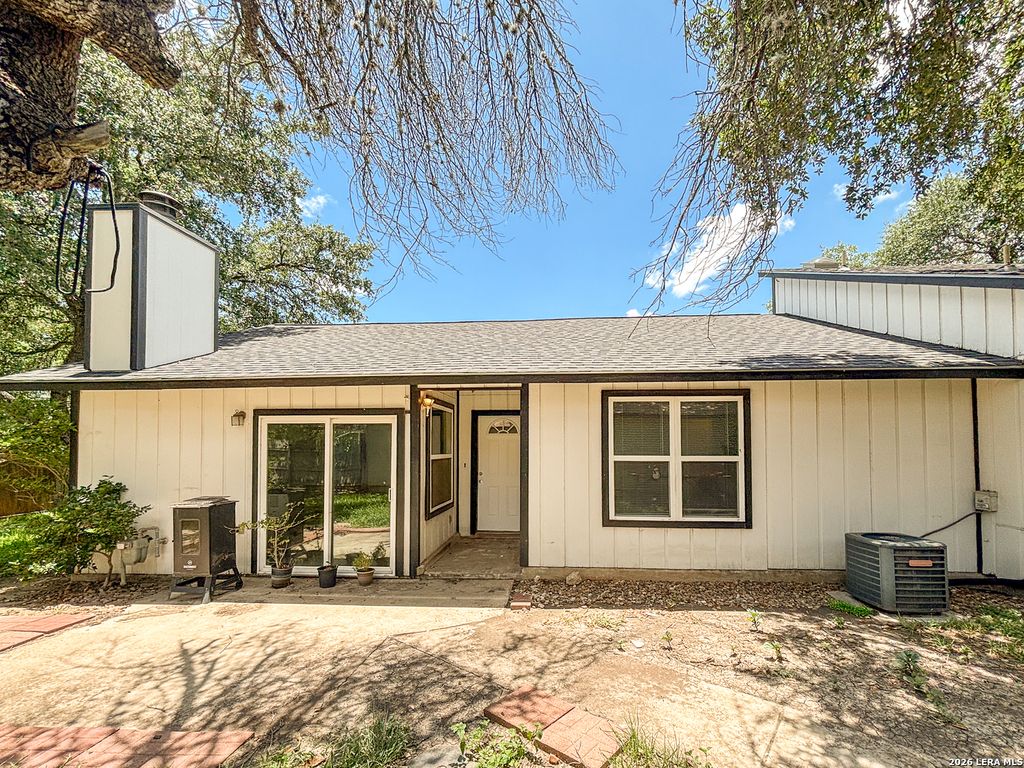 Photo of 8634 Westgrove Dr, San Antonio, TX 78240 (MLS # 2000059)