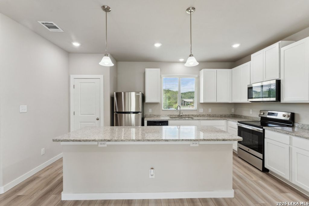 Photo of 21503 SIR WALTER LN 21503 #21503, San Antonio, TX 78256 (MLS # 1994116)