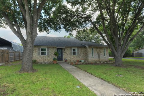 Single Family Residence in New Braunfels TX 1437 Pams Path.jpg