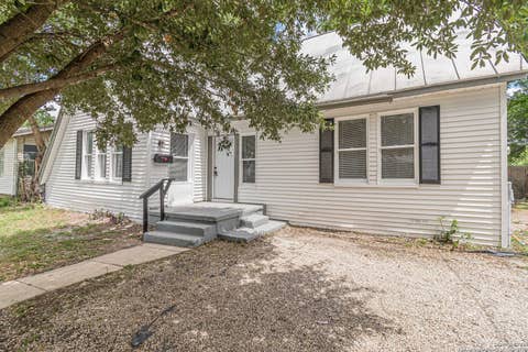 Photo of 1913 Santa Anna, San Antonio, TX 78201 (MLS # 2011961)