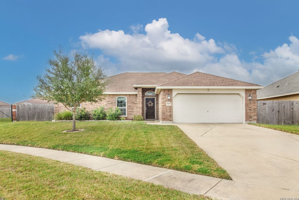 Photo of 3825 KANGAROO CT, Corpus Christi, TX 78414 (MLS # 1967975)