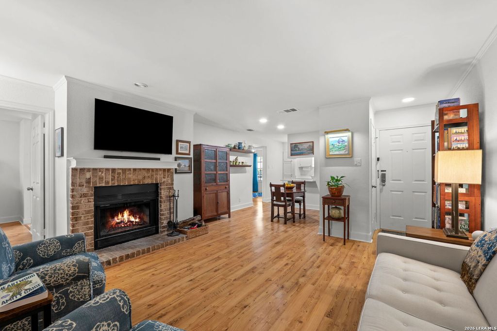 Photo of 10955 Wurzbach Rd 102 #102, San Antonio, TX 78230 (MLS # 1954440)