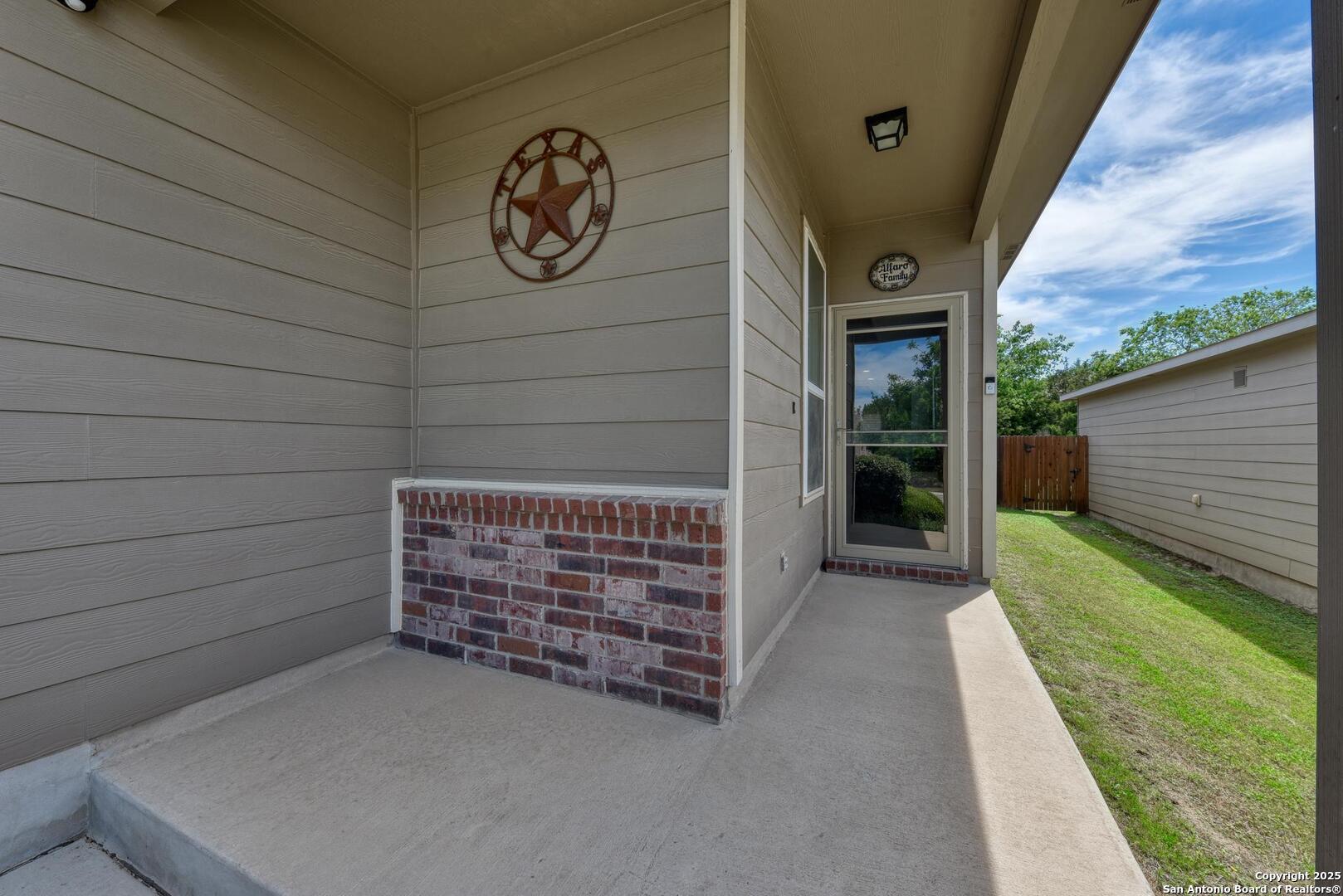 10322 Castello Canyon