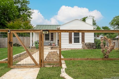 136 John Page San Antonio TX 78228