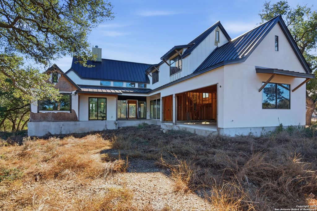 Photo of 1742 Paradise Pkwy, Canyon Lake, TX 78133 (MLS # 1924827)