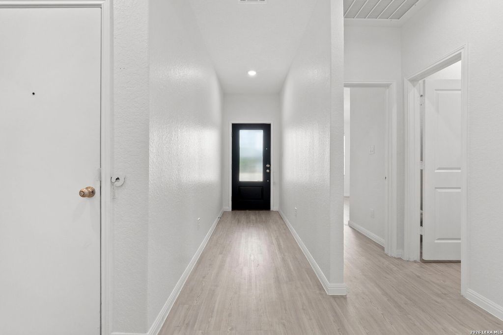 Photo of 105 OLYMPIC CV, Seguin, TX 78155 (MLS # 1965114)
