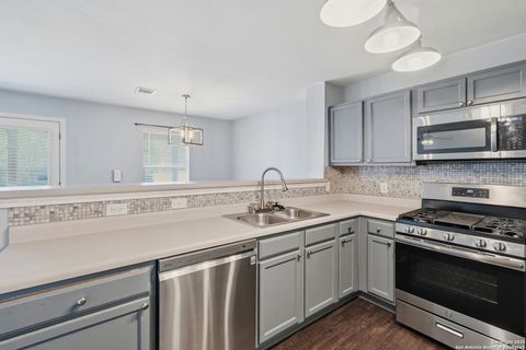 2915 Candleside San Antonio TX 78244