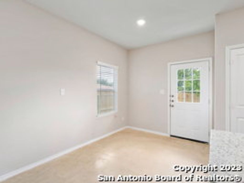Photo of 9426 Apple Ridge Ln 303 #303, San Antonio, TX 78239 (MLS # 1954910)