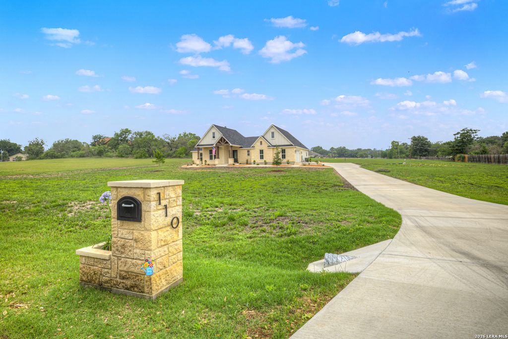 Photo of 110 LAKE VILLAGE RD, Seguin, TX 78155 (MLS # 1962769)