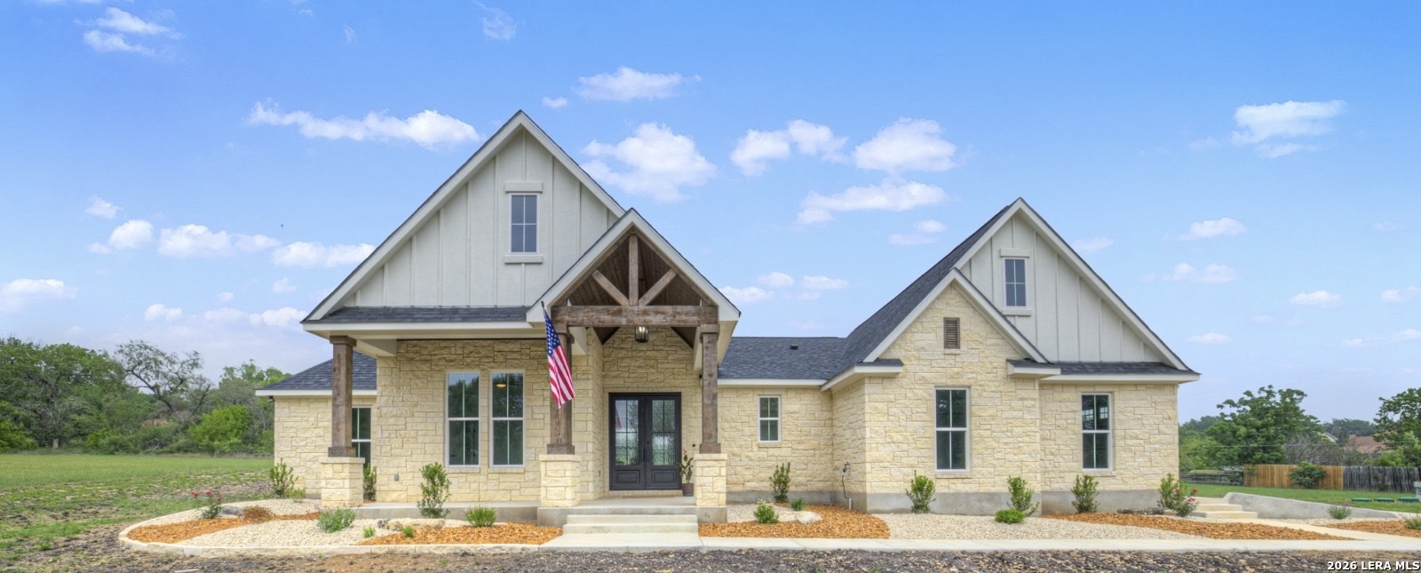 110 LAKE VILLAGE RD