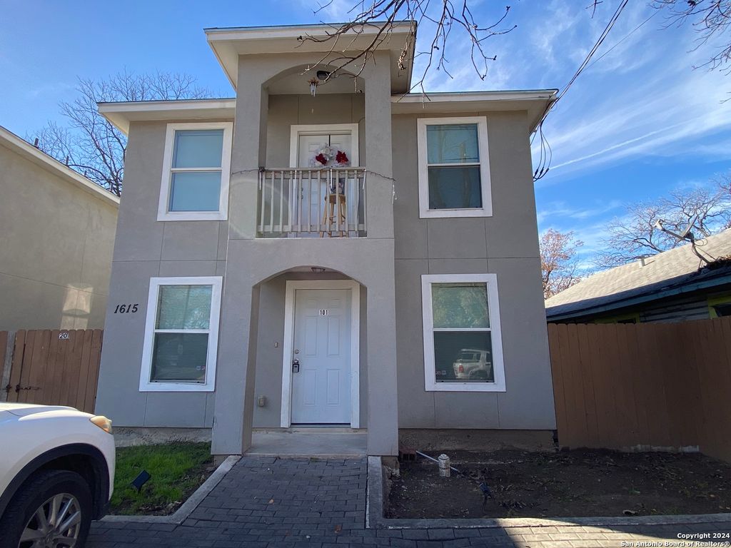 Photo of 1627 N NAVIDAD ST, San Antonio, TX 78201 (MLS # 1960236)