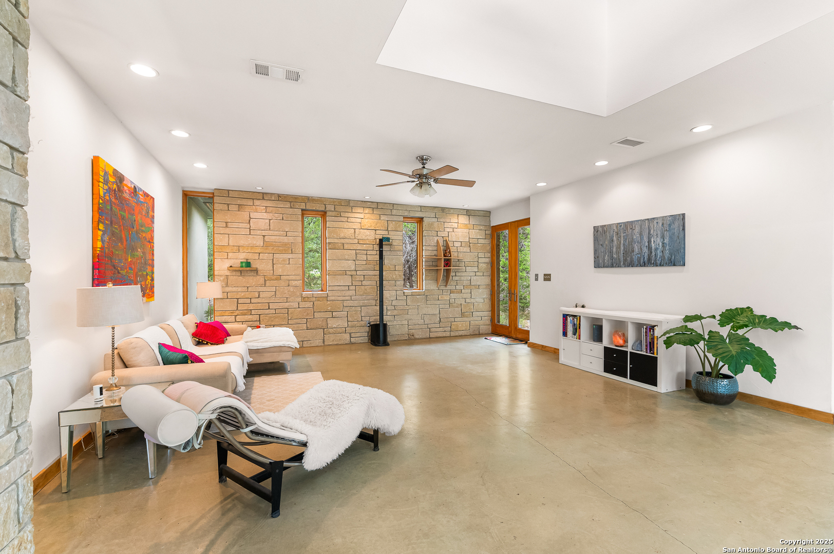 317 Saddle Mountain