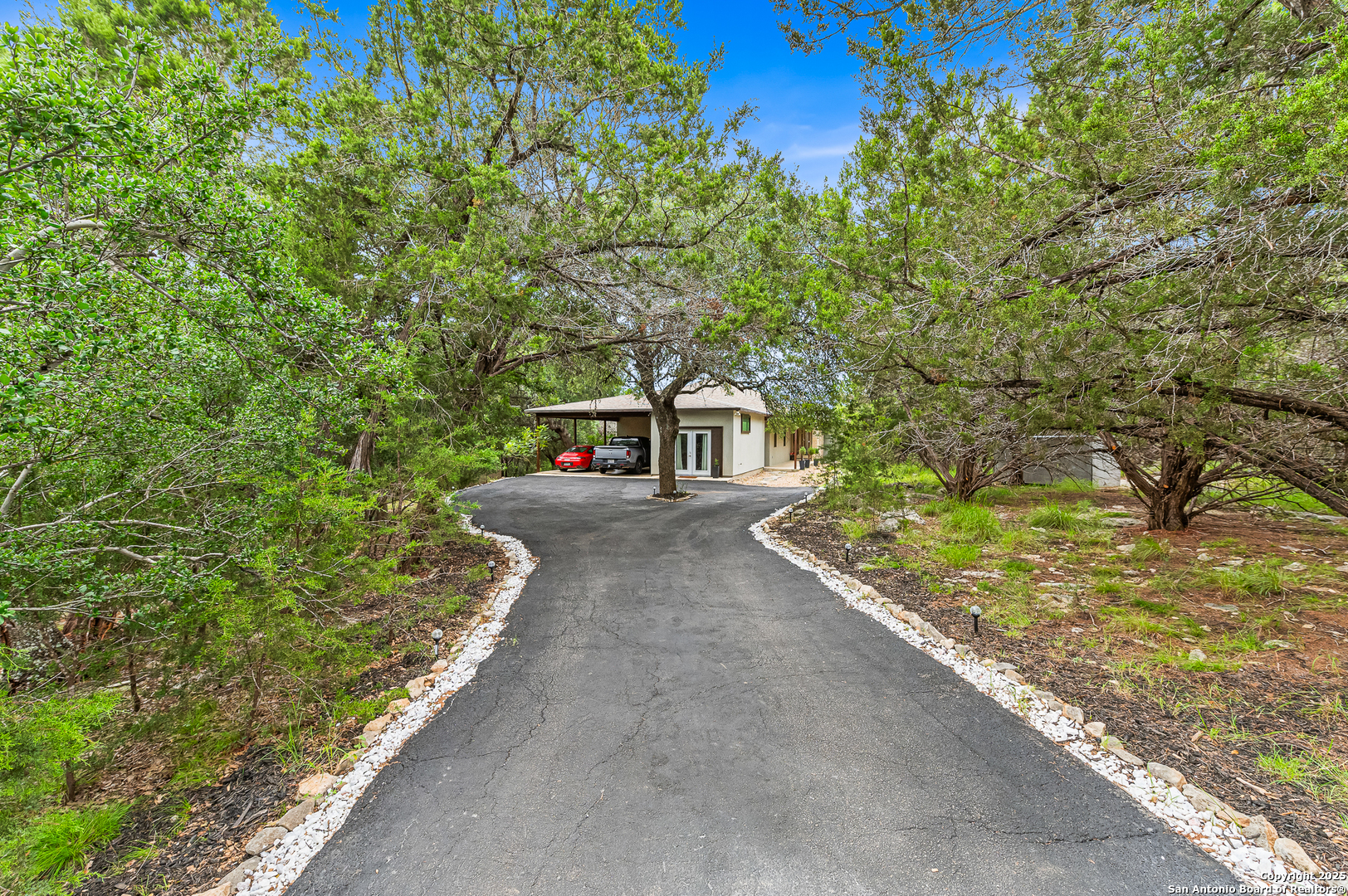 317 Saddle Mountain