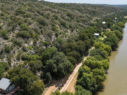 2357 N RIVER RD, LAMPASAS, TX 76550 - Image 68c3a75bb948dea75d120b08b0f8e52f/2809444682