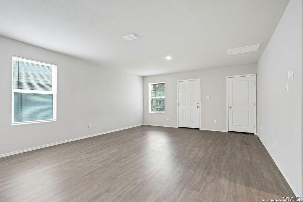 Photo of 8527 WESTERN TANAGER, San Antonio, TX 78245 (MLS # 1971890)