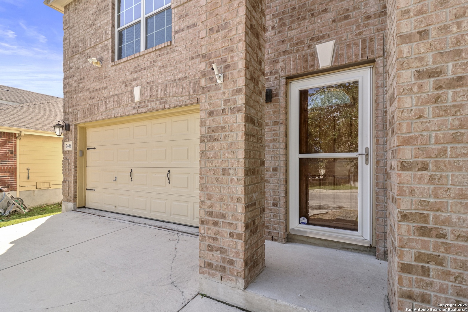 7446 Elegante Way