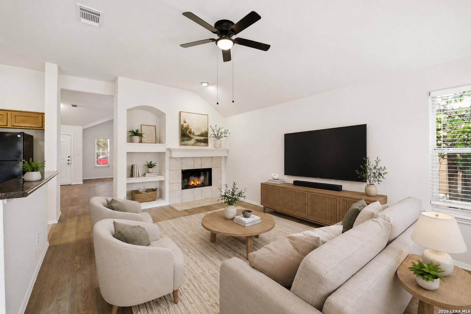 8346 Copperglen