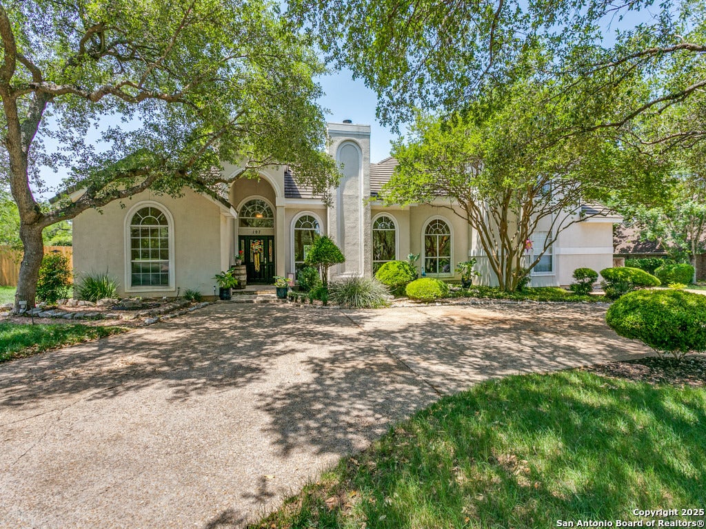 107 POST OAK WAY