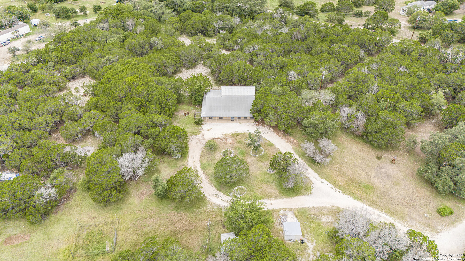130 Ranch Rd, Pipe Creek, TX, 78063