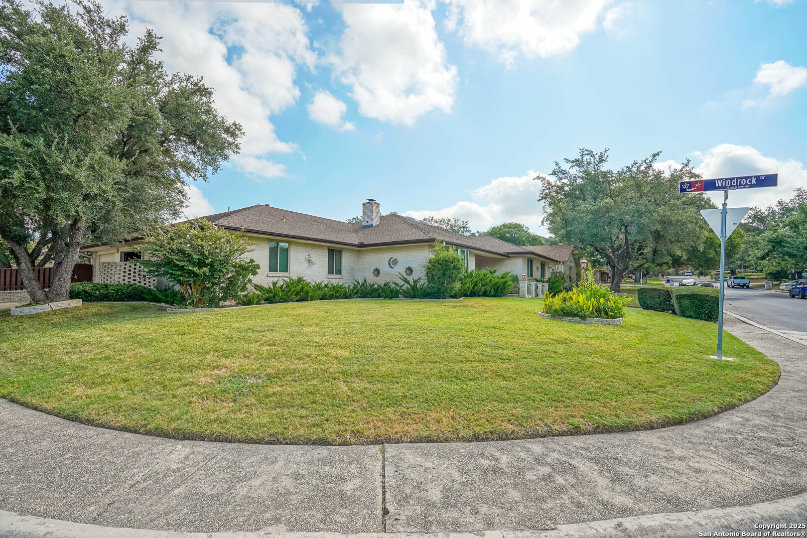 6303 LAKEWOOD PARK