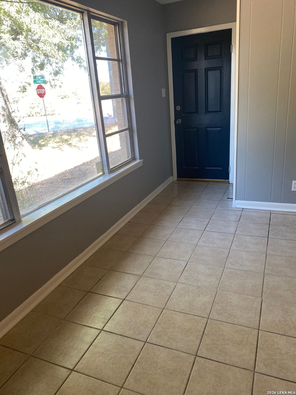 Photo of 955 University, Seguin, TX 78155 (MLS # 1936088)