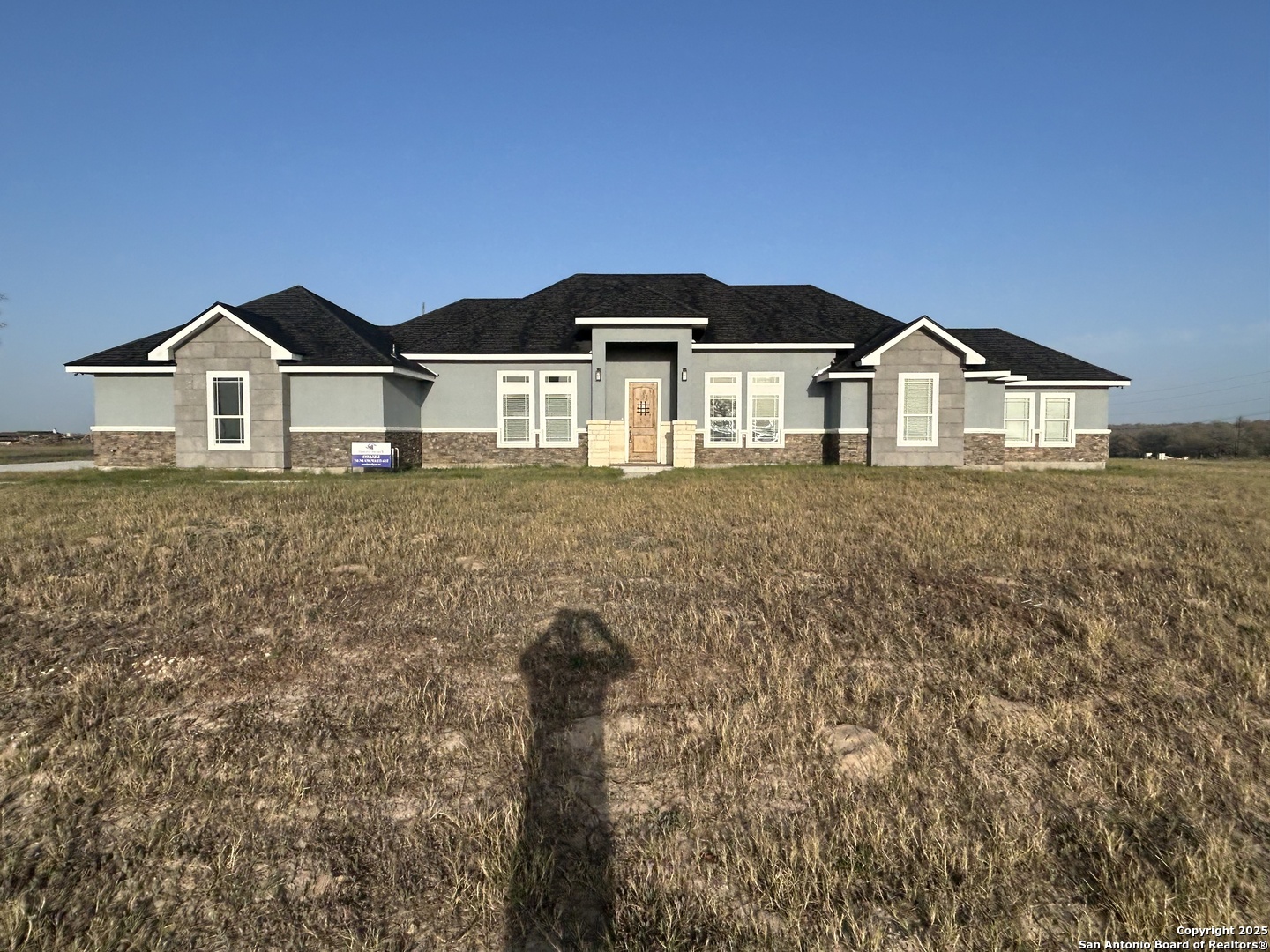 108 Estates Dr