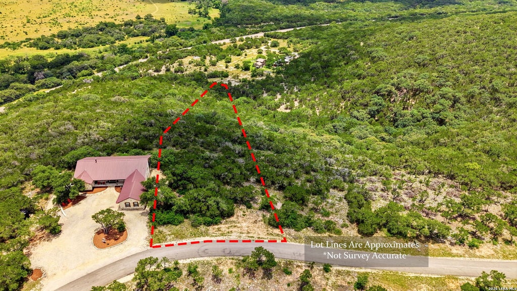 Photo of 411 S RIDGE DR, ConCan, TX 78838 (MLS # 1993627)