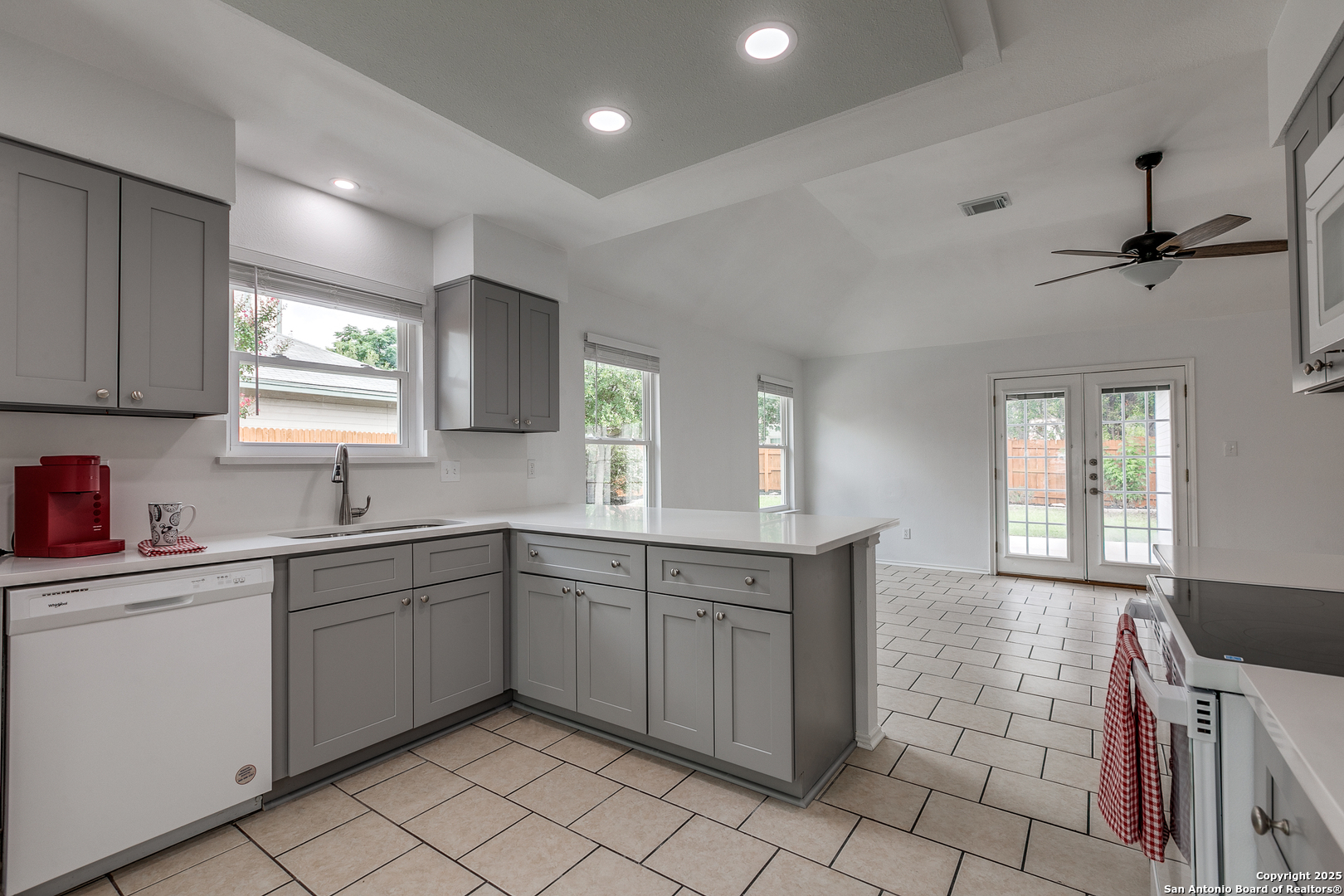 7311 Huntwood